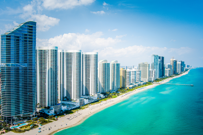 Miami’s 2024 Real Estate Opportunities: Navigating the Market’s Upswing
